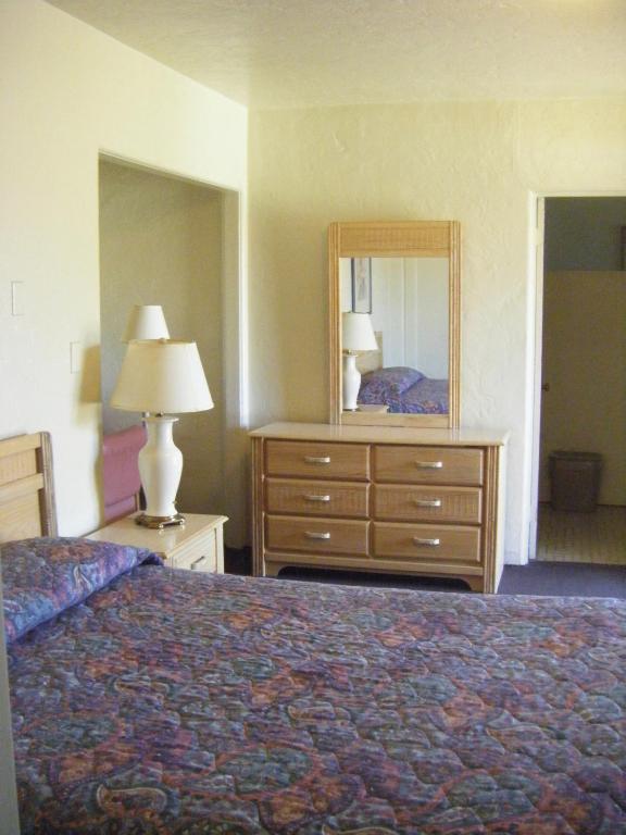 Copper Cactus Inn Tucson Room photo